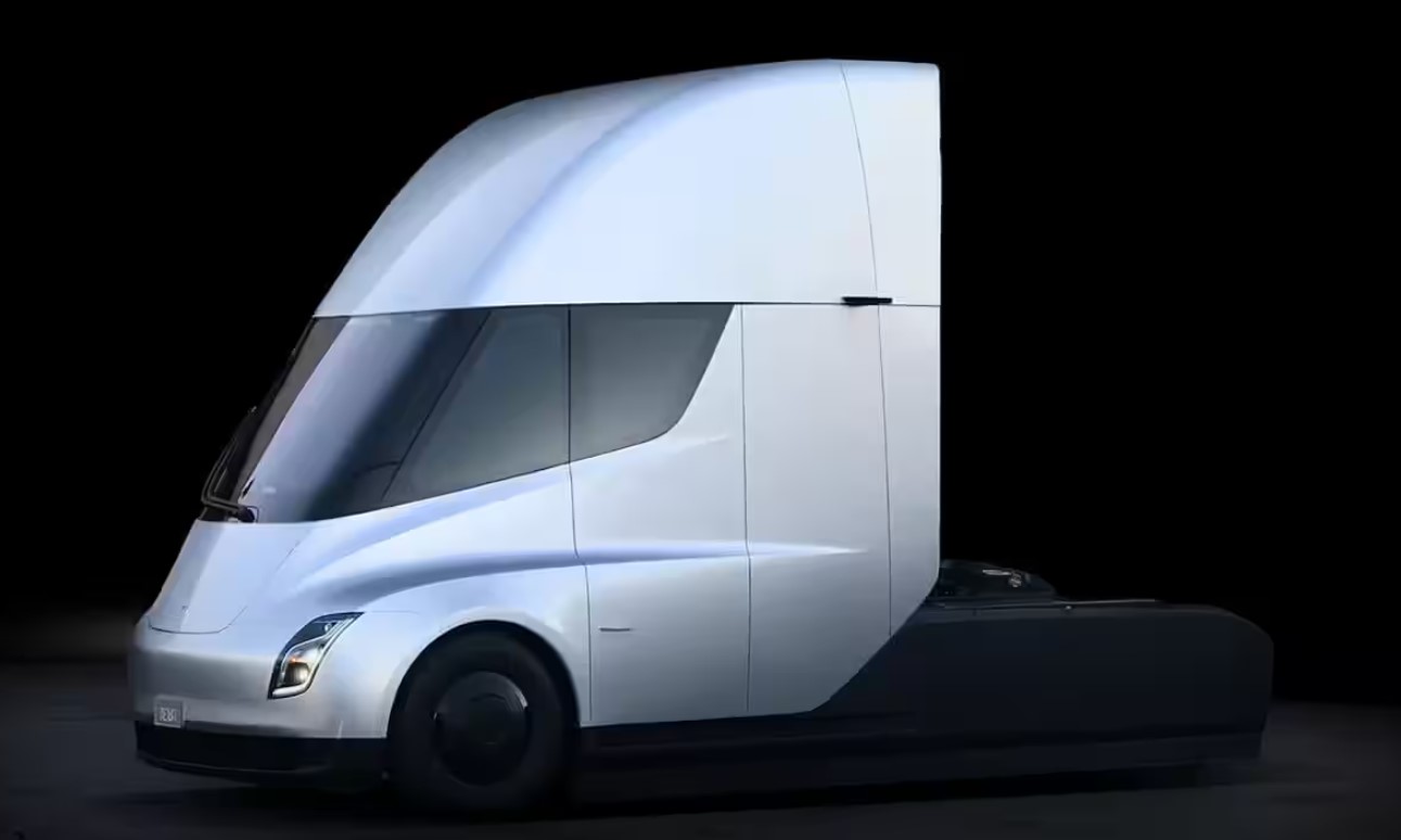 Tesla Semi finally open for pre-orders